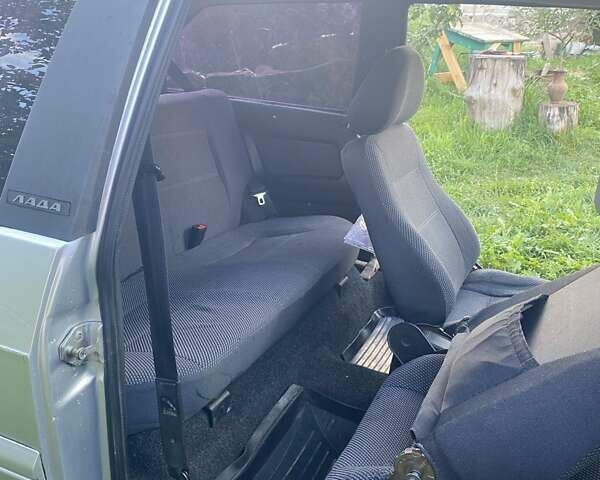 Сірий ВАЗ 2113 Самара, об'ємом двигуна 1.6 л та пробігом 235 тис. км за 1800 $, фото 12 на Automoto.ua