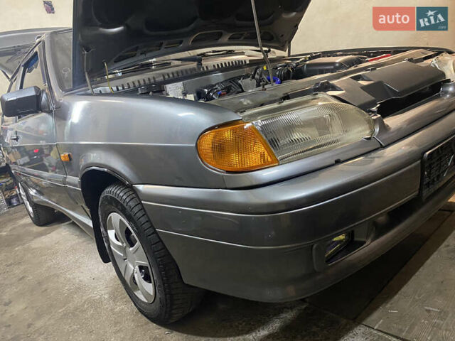 Серый ВАЗ 2113 Самара, объемом двигателя 1.6 л и пробегом 195 тыс. км за 2700 $, фото 1 на Automoto.ua