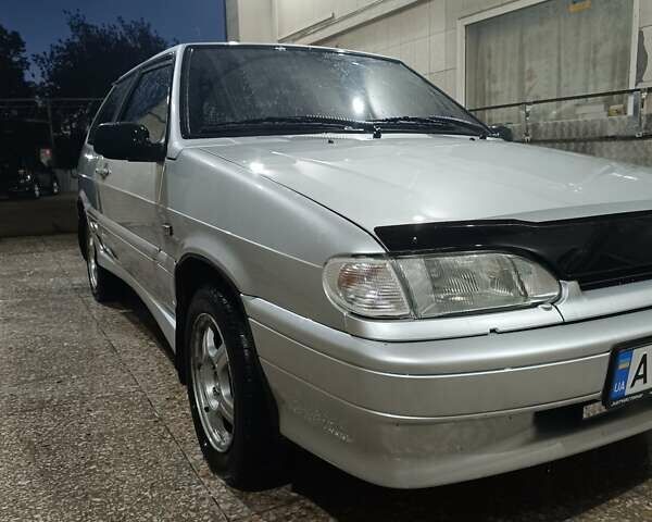 Серый ВАЗ 2113 Самара, объемом двигателя 1.6 л и пробегом 140 тыс. км за 1990 $, фото 1 на Automoto.ua