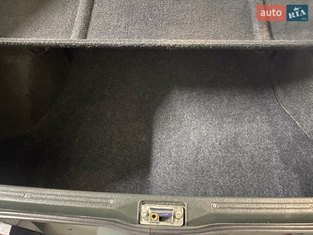 Серый ВАЗ 2113 Самара, объемом двигателя 1.6 л и пробегом 195 тыс. км за 2700 $, фото 4 на Automoto.ua