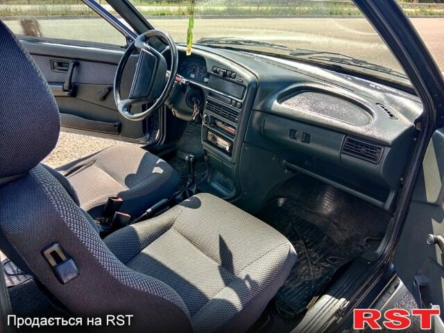 Серый ВАЗ 2113 Самара, объемом двигателя 1.6 л и пробегом 182 тыс. км за 1950 $, фото 6 на Automoto.ua