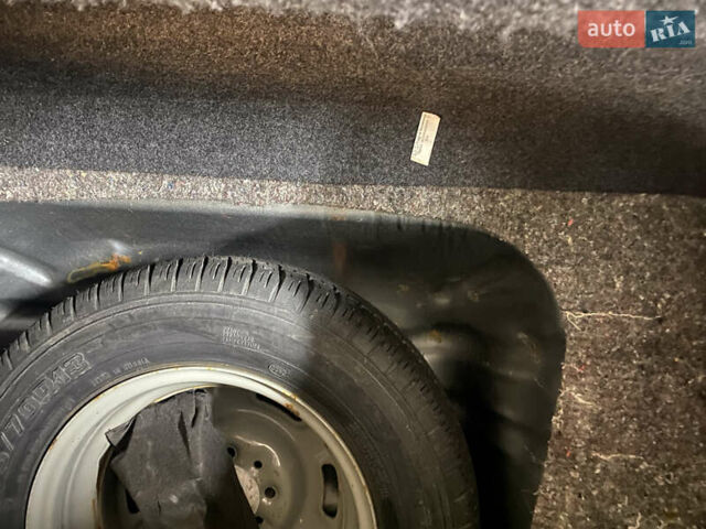 Серый ВАЗ 2113 Самара, объемом двигателя 1.6 л и пробегом 195 тыс. км за 2700 $, фото 5 на Automoto.ua