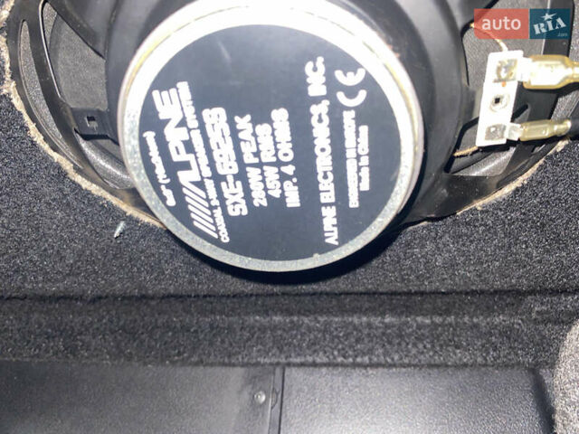 Серый ВАЗ 2113 Самара, объемом двигателя 1.6 л и пробегом 195 тыс. км за 2700 $, фото 9 на Automoto.ua