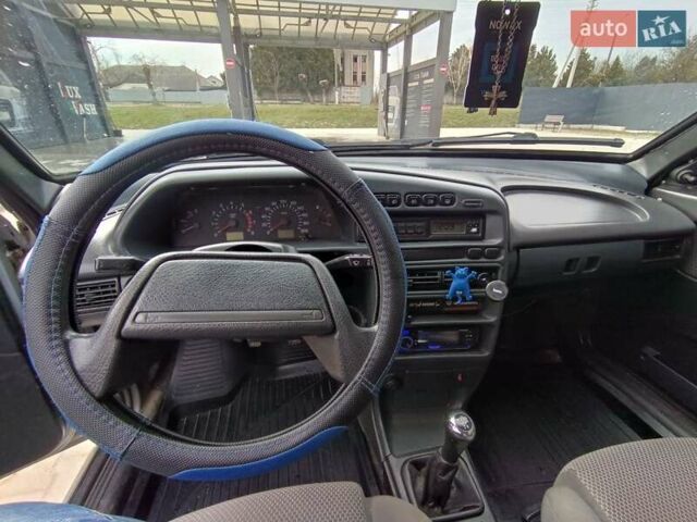 Сірий ВАЗ 2113 Самара, об'ємом двигуна 1.6 л та пробігом 244 тис. км за 2700 $, фото 4 на Automoto.ua