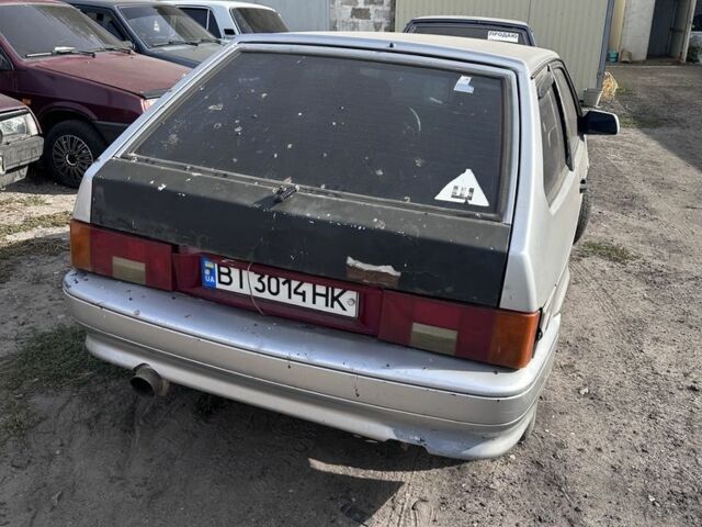 ВАЗ 2113 Самара 2006 в Харькове на Automoto.ua Серый ВАЗ 2113 Самара, объемом двигателя 0 л и пробегом 176 тыс. км за 950 $, фото 2 на Automoto.ua