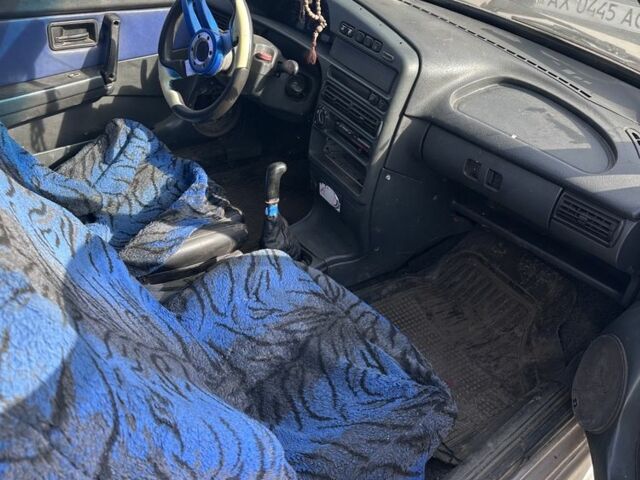 ВАЗ 2113 Самара 2006 в Харькове на Automoto.ua Серый ВАЗ 2113 Самара, объемом двигателя 0 л и пробегом 176 тыс. км за 950 $, фото 3 на Automoto.ua