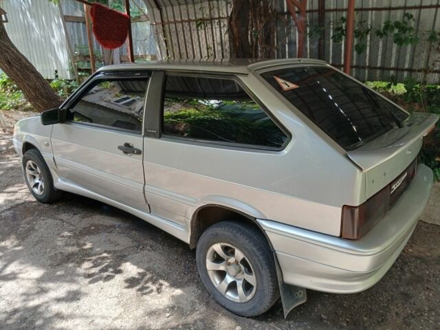 Сірий ВАЗ 2113 Самара, об'ємом двигуна 0 л та пробігом 105 тис. км за 1971 $, фото 1 на Automoto.ua