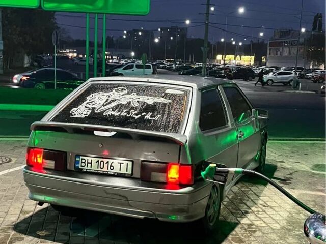 Серый ВАЗ 2113 Самара, объемом двигателя 1.6 л и пробегом 300 тыс. км за 1600 $, фото 2 на Automoto.ua