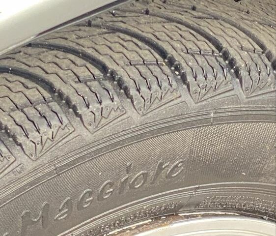 Сірий ВАЗ 2113 Самара, об'ємом двигуна 1.6 л та пробігом 400 тис. км за 1100 $, фото 7 на Automoto.ua