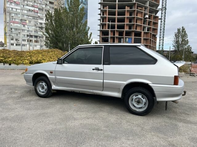 Серый ВАЗ 2113 Самара, объемом двигателя 1.6 л и пробегом 60 тыс. км за 2400 $, фото 4 на Automoto.ua