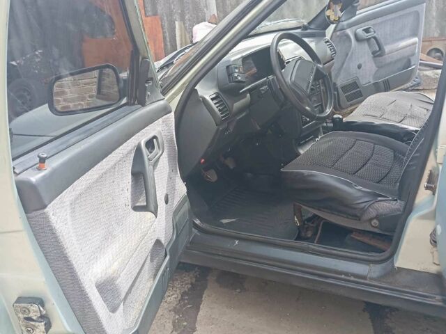 Серый ВАЗ 2113 Самара, объемом двигателя 1.5 л и пробегом 250 тыс. км за 1072 $, фото 3 на Automoto.ua