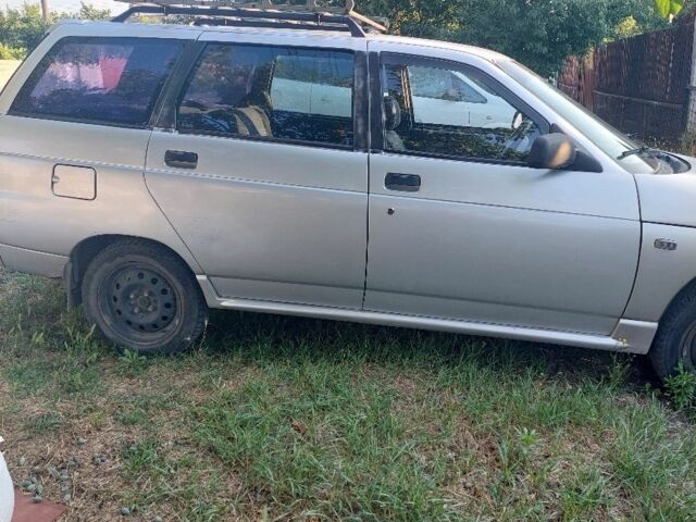 Серый ВАЗ 2113 Самара, объемом двигателя 1.5 л и пробегом 300 тыс. км за 1168 $, фото 6 на Automoto.ua