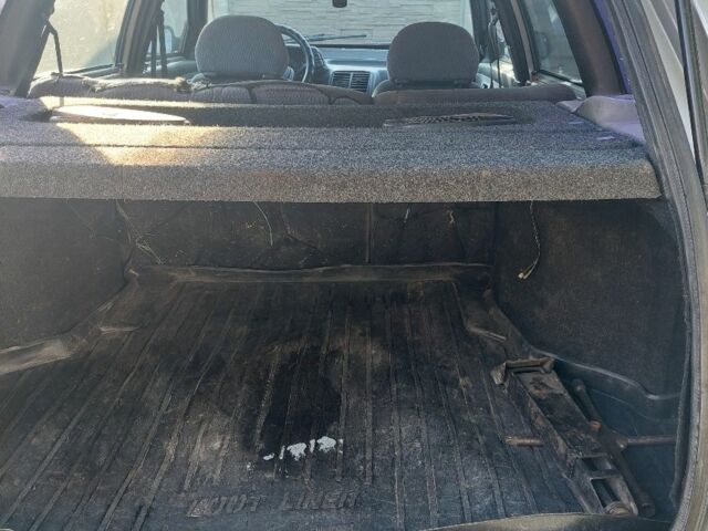 Серый ВАЗ 2113 Самара, объемом двигателя 1.5 л и пробегом 300 тыс. км за 1168 $, фото 9 на Automoto.ua