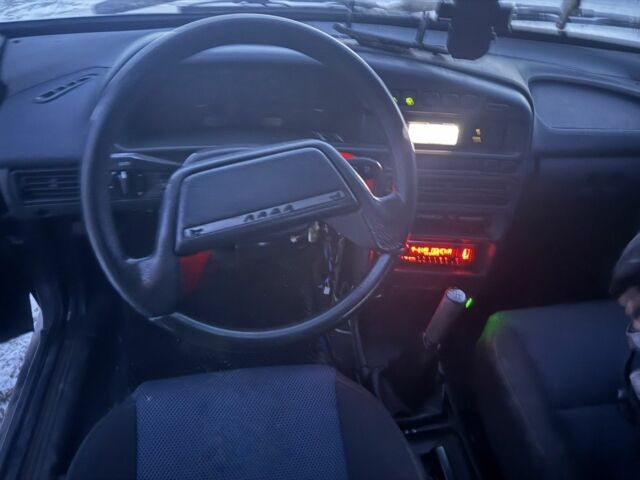 Синій ВАЗ 2113 Самара, об'ємом двигуна 1 л та пробігом 250 тис. км за 1300 $, фото 1 на Automoto.ua