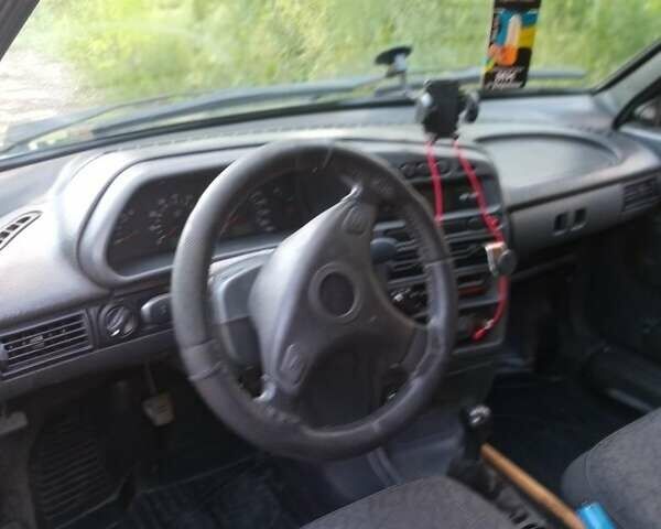 Синій ВАЗ 2113 Самара, об'ємом двигуна 1.5 л та пробігом 220 тис. км за 1500 $, фото 1 на Automoto.ua