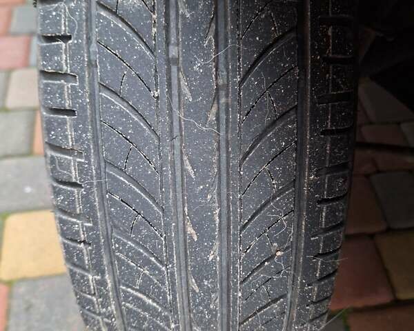 Синий ВАЗ 2113 Самара, объемом двигателя 1.5 л и пробегом 150 тыс. км за 1800 $, фото 8 на Automoto.ua