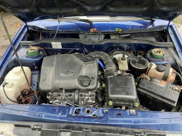 Синій ВАЗ 2113 Самара, об'ємом двигуна 1.5 л та пробігом 260 тис. км за 1300 $, фото 7 на Automoto.ua