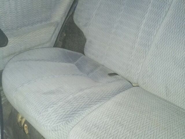 Синий ВАЗ 2113 Самара, объемом двигателя 1.5 л и пробегом 200 тыс. км за 1500 $, фото 8 на Automoto.ua