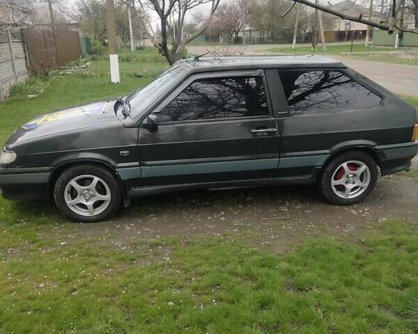 Зеленый ВАЗ 2113 Самара, объемом двигателя 1.5 л и пробегом 260 тыс. км за 3200 $, фото 14 на Automoto.ua