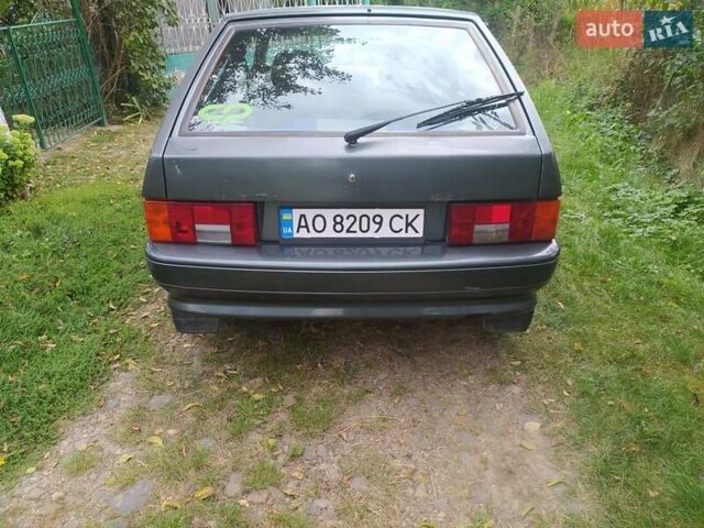 Зелений ВАЗ 2113 Самара, об'ємом двигуна 1.5 л та пробігом 200 тис. км за 30000 $, фото 3 на Automoto.ua