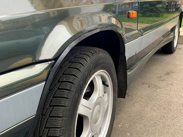 Зелений ВАЗ 2113 Самара, об'ємом двигуна 1.5 л та пробігом 140 тис. км за 2900 $, фото 9 на Automoto.ua