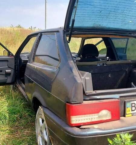 Зелений ВАЗ 2113 Самара, об'ємом двигуна 1.6 л та пробігом 270 тис. км за 2172 $, фото 4 на Automoto.ua