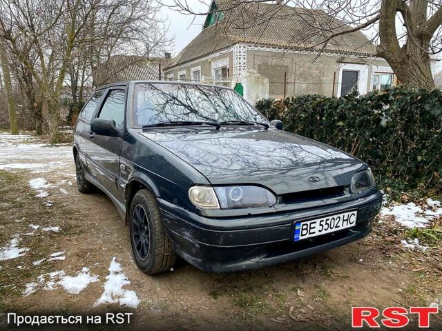 Зелений ВАЗ 2113 Самара, об'ємом двигуна 1.5 л та пробігом 170 тис. км за 2000 $, фото 2 на Automoto.ua