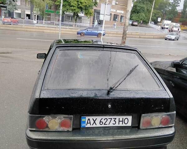 Зелений ВАЗ 2113 Самара, об'ємом двигуна 1.6 л та пробігом 130 тис. км за 2000 $, фото 3 на Automoto.ua