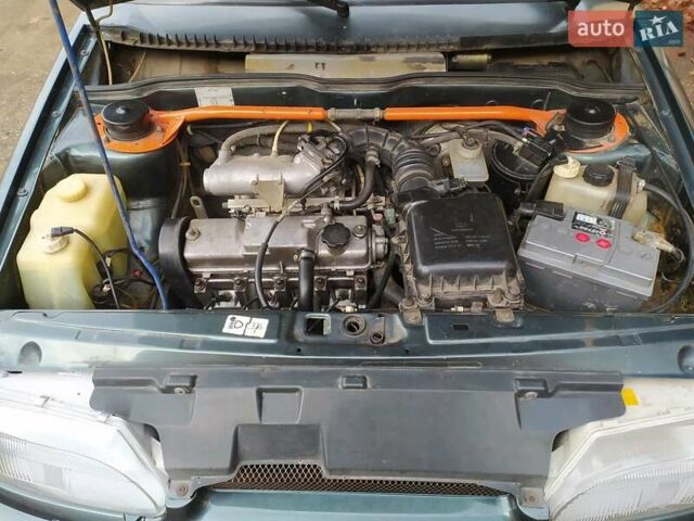 Зеленый ВАЗ 2113 Самара, объемом двигателя 1.5 л и пробегом 200 тыс. км за 30000 $, фото 6 на Automoto.ua
