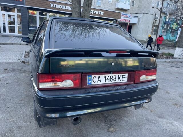 Зелений ВАЗ 2113 Самара, об'ємом двигуна 1.5 л та пробігом 190 тис. км за 1700 $, фото 3 на Automoto.ua