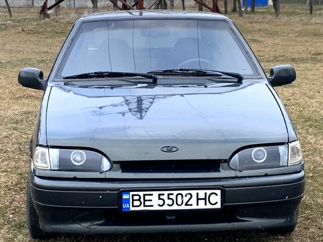 Зелений ВАЗ 2113 Самара, об'ємом двигуна 1.5 л та пробігом 170 тис. км за 2000 $, фото 1 на Automoto.ua
