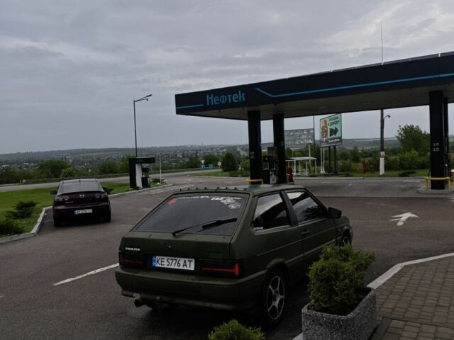 ВАЗ 2113 Самара 2007 в Днепре (Днепропетровске) на Automoto.ua Зеленый ВАЗ 2113 Самара, объемом двигателя 1.6 л и пробегом 70 тыс. км за 2600 $, фото 9 на Automoto.ua