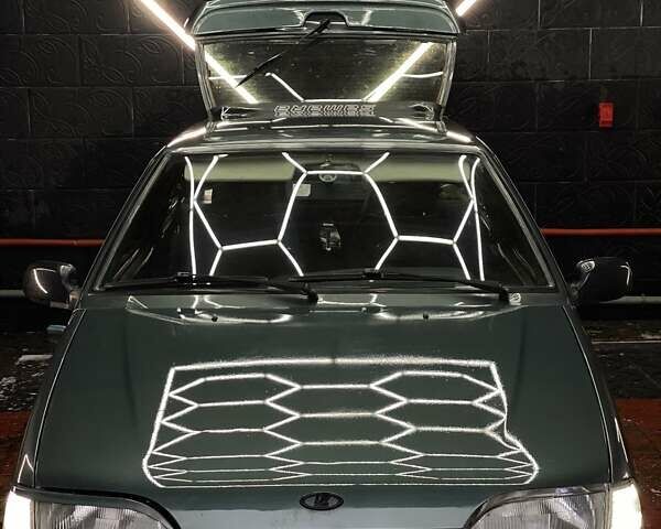 Зеленый ВАЗ 2113 Самара, объемом двигателя 1.6 л и пробегом 243 тыс. км за 2800 $, фото 2 на Automoto.ua