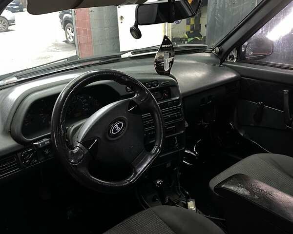 Зеленый ВАЗ 2113 Самара, объемом двигателя 1.6 л и пробегом 243 тыс. км за 2800 $, фото 19 на Automoto.ua