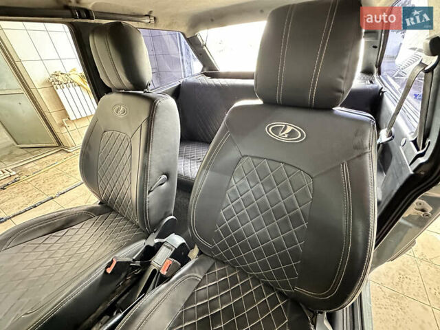 Зеленый ВАЗ 2113 Самара, объемом двигателя 1.6 л и пробегом 235 тыс. км за 2699 $, фото 6 на Automoto.ua