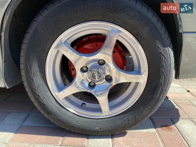 Зеленый ВАЗ 2113 Самара, объемом двигателя 1.6 л и пробегом 223 тыс. км за 2500 $, фото 9 на Automoto.ua