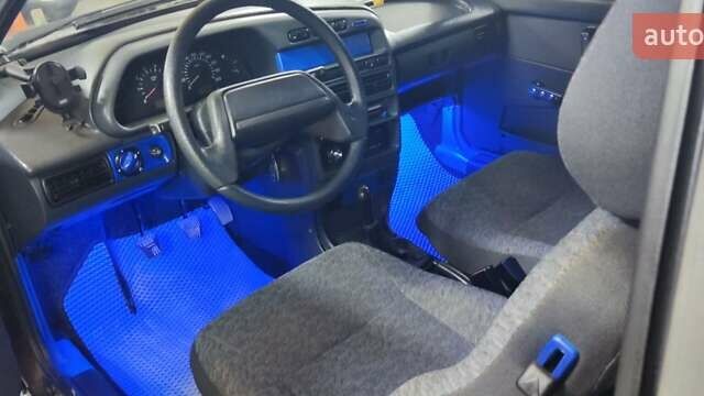 Зеленый ВАЗ 2113 Самара, объемом двигателя 1.6 л и пробегом 136 тыс. км за 1700 $, фото 12 на Automoto.ua