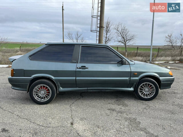 Зеленый ВАЗ 2113 Самара, объемом двигателя 1.6 л и пробегом 199 тыс. км за 2500 $, фото 3 на Automoto.ua