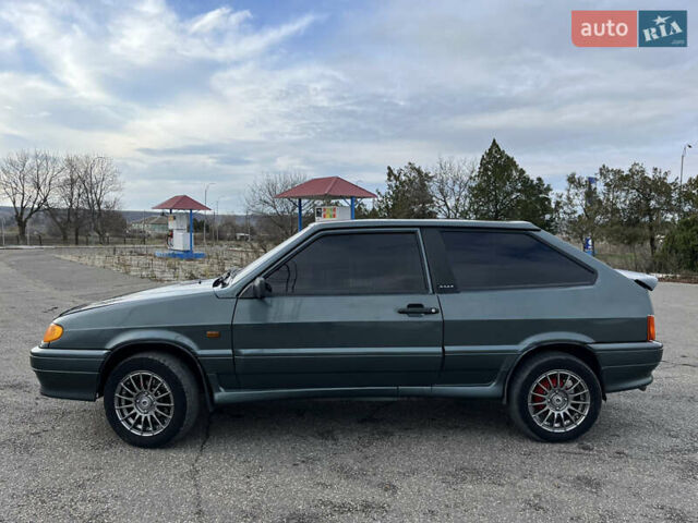 Зеленый ВАЗ 2113 Самара, объемом двигателя 1.6 л и пробегом 199 тыс. км за 2500 $, фото 2 на Automoto.ua