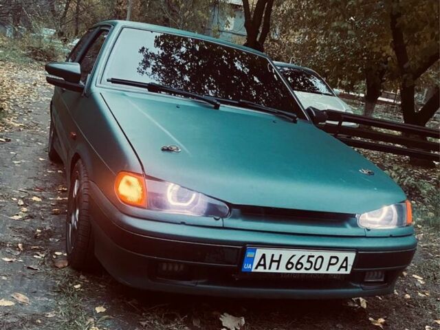 Зеленый ВАЗ 2113 Самара, объемом двигателя 1.5 л и пробегом 100 тыс. км за 2499 $, фото 4 на Automoto.ua