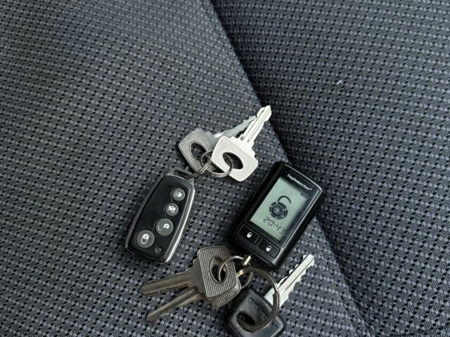 Зеленый ВАЗ 2113 Самара, объемом двигателя 1.6 л и пробегом 171 тыс. км за 1750 $, фото 23 на Automoto.ua