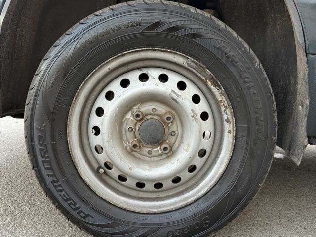 Зеленый ВАЗ 2113 Самара, объемом двигателя 1.6 л и пробегом 171 тыс. км за 1750 $, фото 9 на Automoto.ua