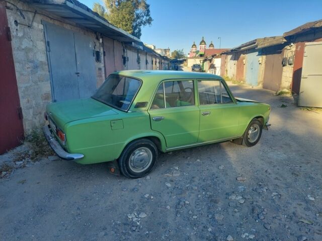 Зеленый ВАЗ 2113 Самара, объемом двигателя 0 л и пробегом 21 тыс. км за 4500 $, фото 4 на Automoto.ua