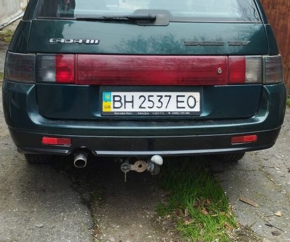 Зеленый ВАЗ 2113 Самара, объемом двигателя 1.5 л и пробегом 250 тыс. км за 2000 $, фото 3 на Automoto.ua