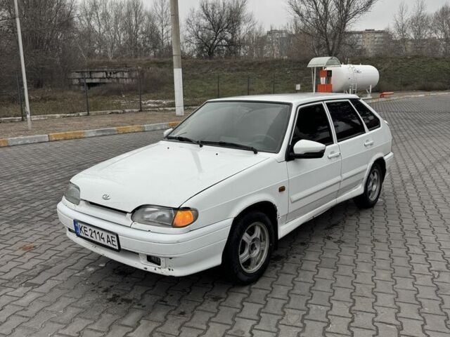 Белый ВАЗ 2114 Самара, объемом двигателя 1.6 л и пробегом 160 тыс. км за 2200 $, фото 2 на Automoto.ua