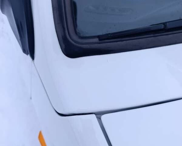 Белый ВАЗ 2114 Самара, объемом двигателя 1.6 л и пробегом 58 тыс. км за 3300 $, фото 2 на Automoto.ua