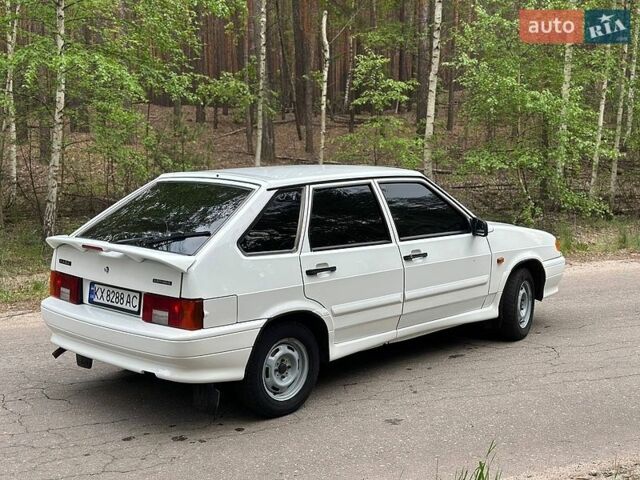 Белый ВАЗ 2114 Самара, объемом двигателя 1.6 л и пробегом 122 тыс. км за 3000 $, фото 2 на Automoto.ua