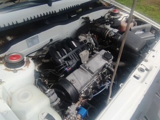 Белый ВАЗ 2114 Самара, объемом двигателя 1.6 л и пробегом 200 тыс. км за 2300 $, фото 5 на Automoto.ua