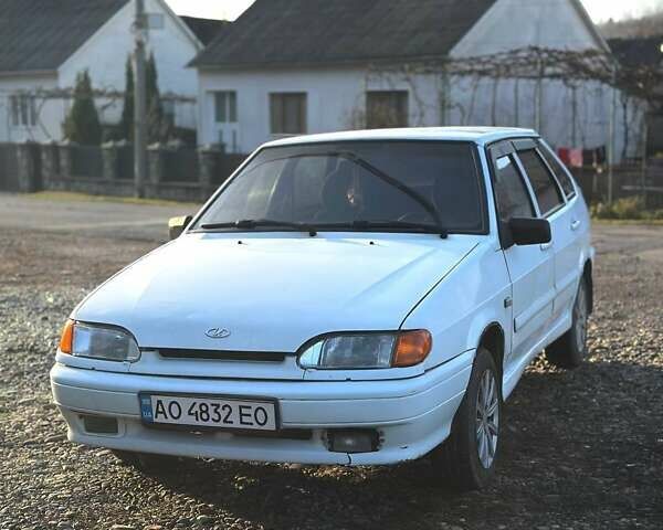 Белый ВАЗ 2114 Самара, объемом двигателя 1.6 л и пробегом 200 тыс. км за 1600 $, фото 2 на Automoto.ua
