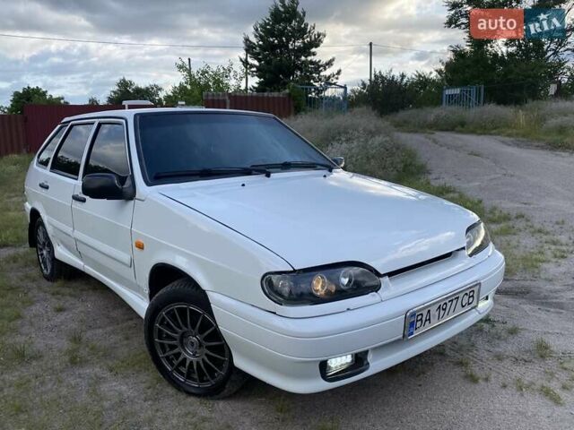 Белый ВАЗ 2114 Самара, объемом двигателя 1.6 л и пробегом 203 тыс. км за 2700 $, фото 10 на Automoto.ua